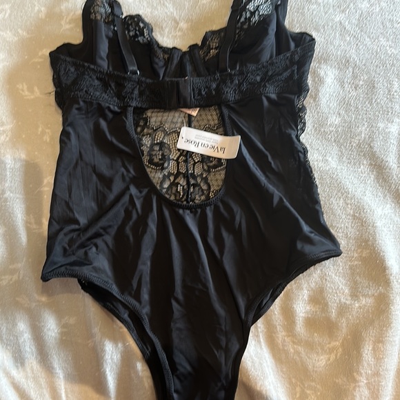 La vie en rose black lace teddy - Picture 6 of 9